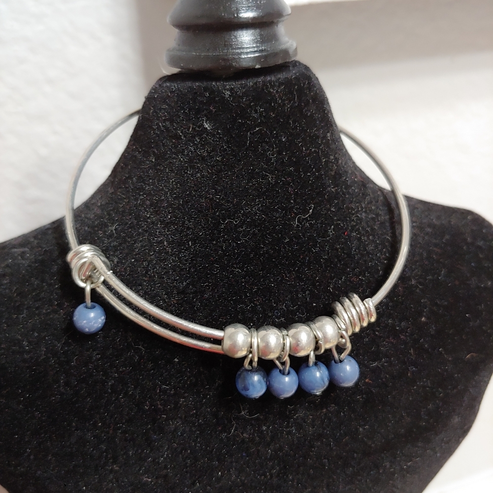 Paparazzi silver bracelet